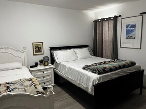 5 slaapkamers, een strijkplank/strijkijzer, wifi, beddengoed