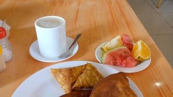 含每日歐陸早餐