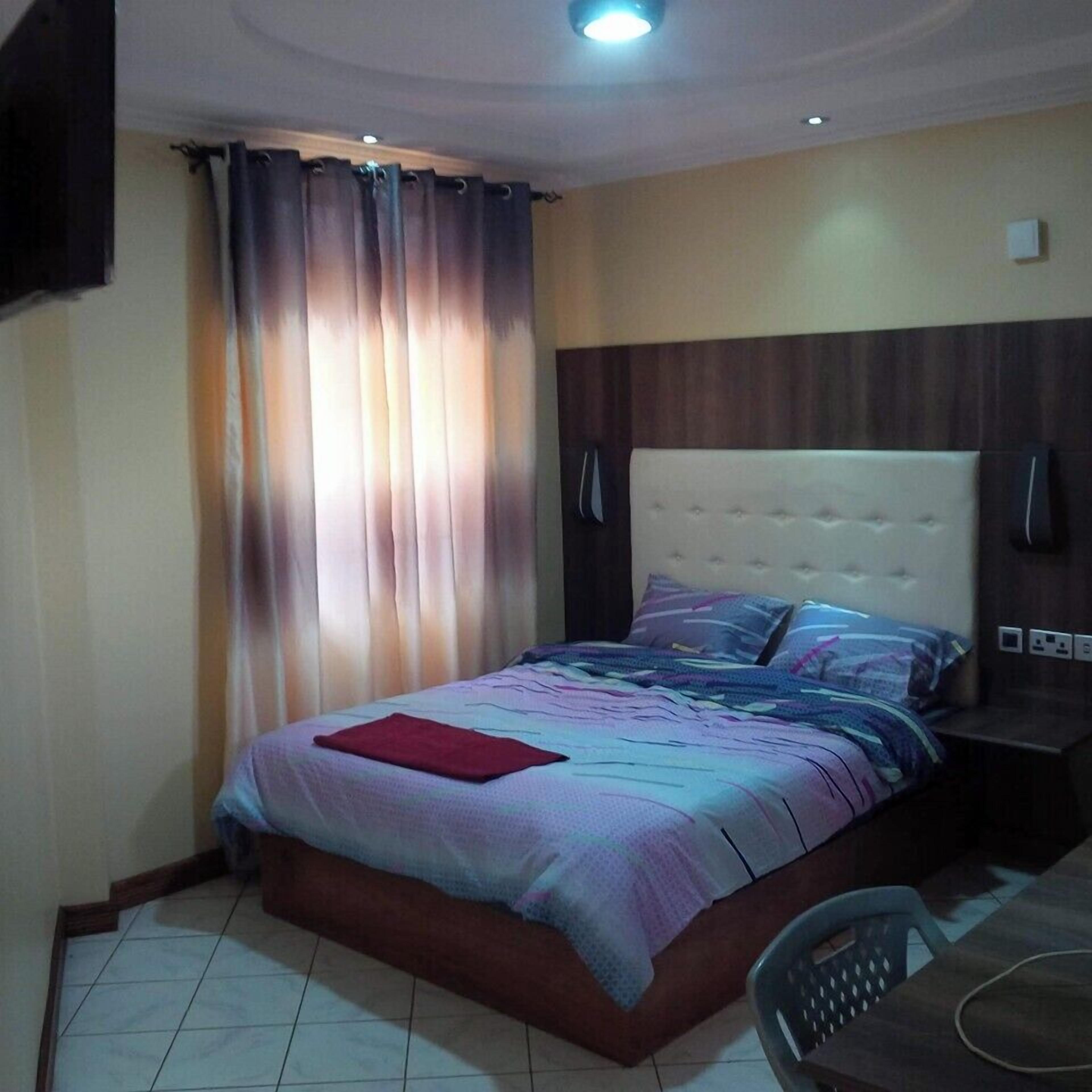 Deluxe Single Room, City View | Free WiFi, bed sheets
