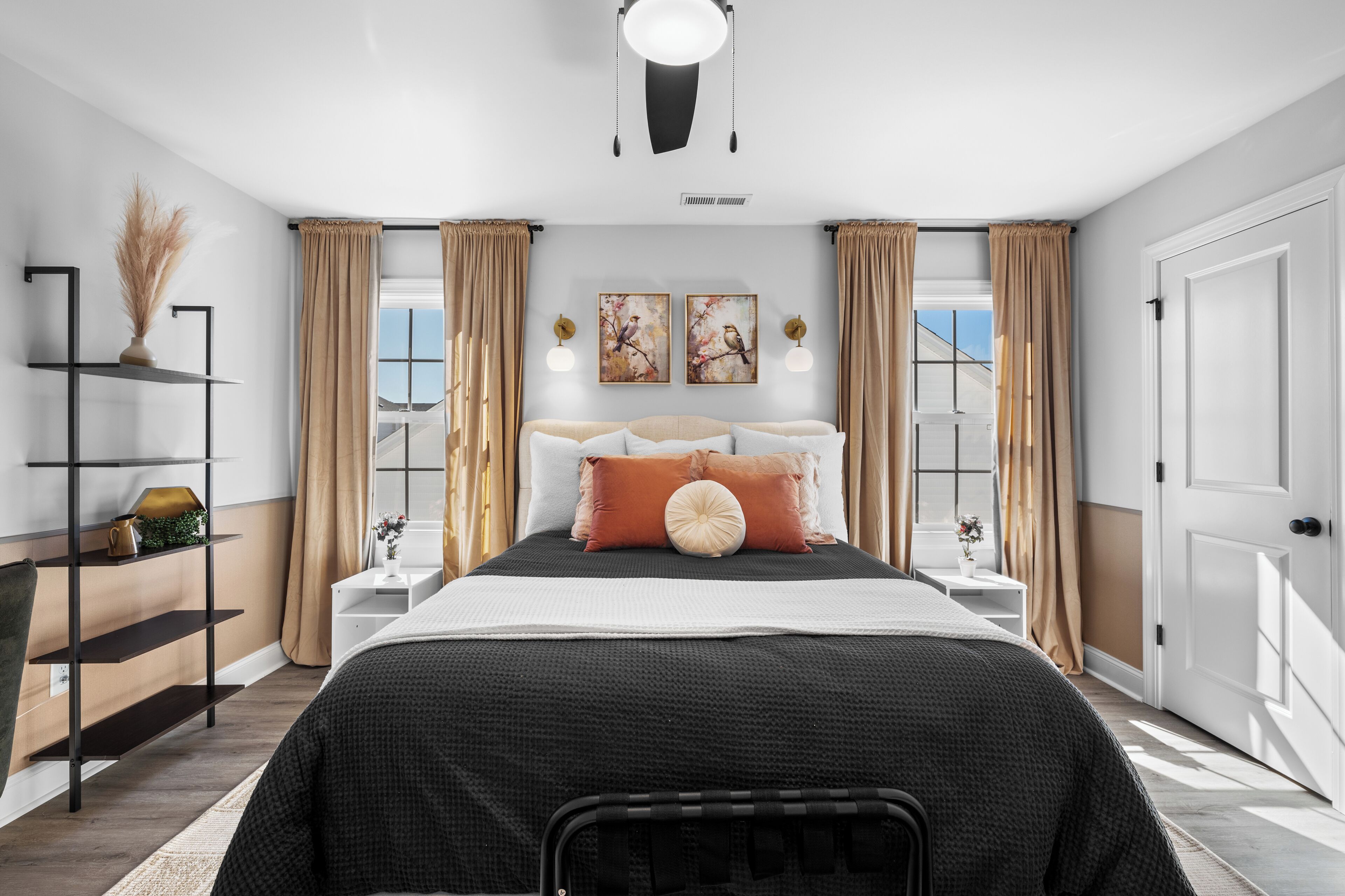 3 bedrooms, desk, iron/ironing board, free WiFi