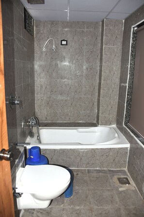Bathroom - HOTEL DIVYA PALACE (Ahmedabad)