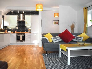 Living area - 2 bedroom accommodation in Blackborough (Blackborough)