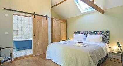 The Stables - UK50804