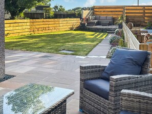 Terrace/patio - 3 bedroom accommodation in Dwyran, Newborough (Dwyran, Newborough)