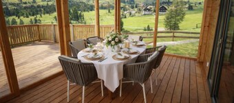 Two luxury chalets with sauna in ski resort