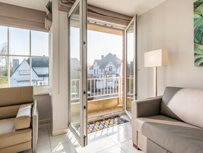 TV - Modernly furnished flat in St-Idesbald (Sint-Idesbald)