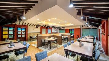 Morgenmad tilberedt efter bestilling hver dag mod et gebyr