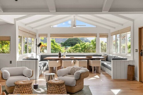 Steps to Hanalei Beach- Brand New 5 BR EPIC Views