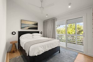 5 dormitoris, planxa i posts de planxar i wifi 