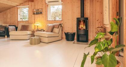 4 Star Holiday Home in Hals