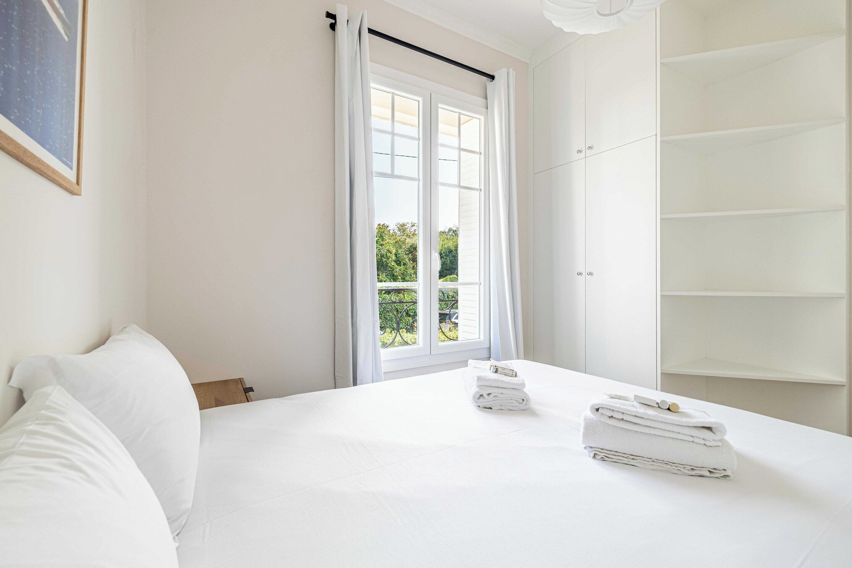Apartment | 3 Schlafzimmer, laptopgeeigneter Arbeitsplatz, Bügeleisen/Bügelbrett