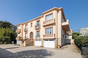 Apartment | Exterior - Warm Apartment - 2br/4p - Cannes/near Beach (Cannes)