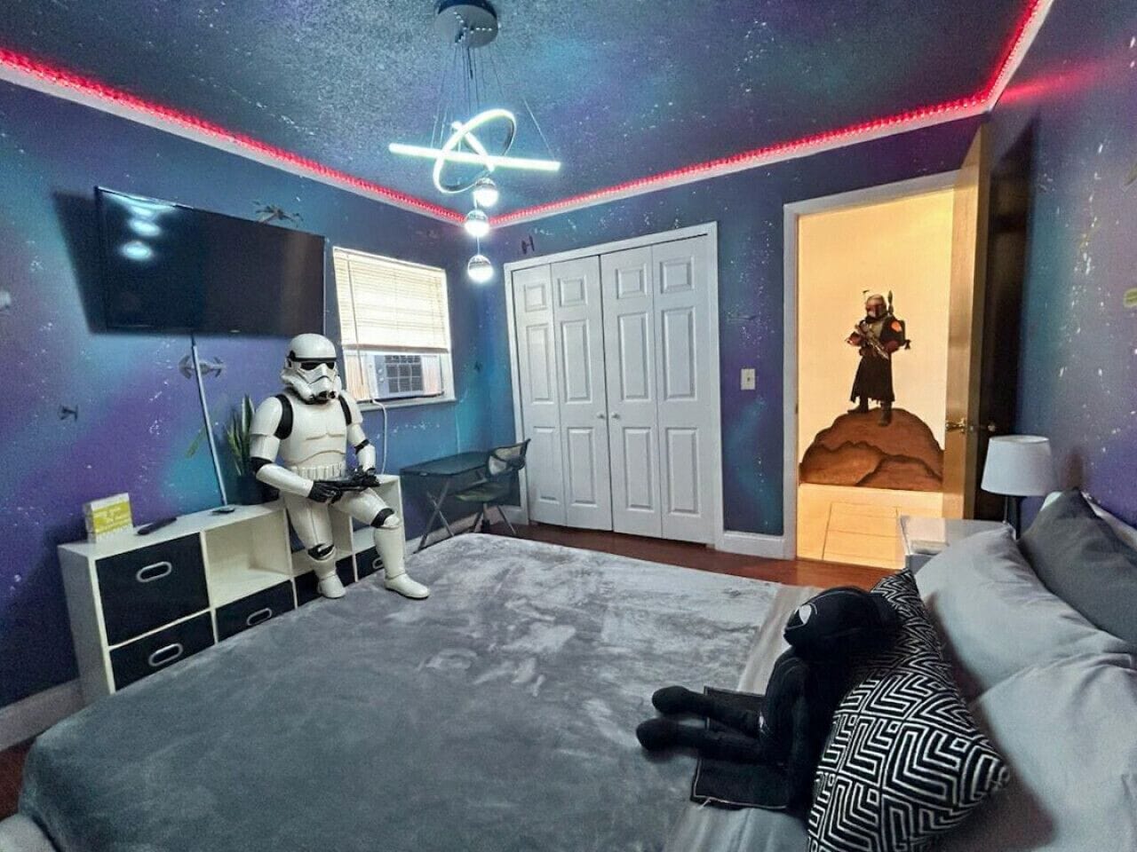 1 bedroom, desk, iron/ironing board, WiFi