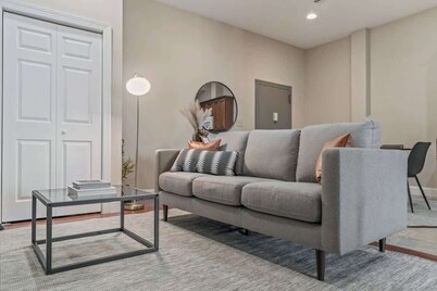Parking | 1000 Sq Ft | King Beds | 15' Ceilings