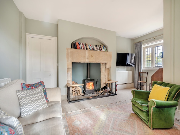 2 Bedroom Accommodation In Sturminster Newton - Blandford Forum