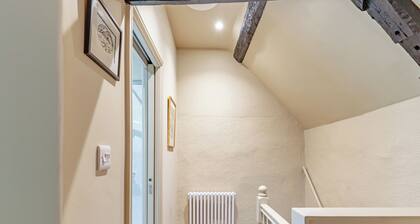 1 bedroom accommodation in Sturminster Newton