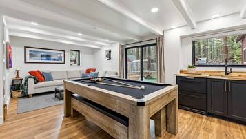 Smart TV, fireplace, video games, DVD player