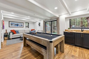 Smart TV, fireplace, video games, DVD player