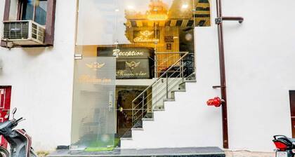 Madhav Inn Lucknow