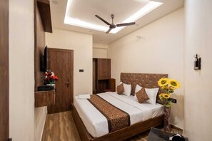 Standard Room | Desk, free WiFi - Hotel Kamal Palace Lucknow (Lucknow)