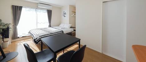 1 bedroom, free WiFi, bed sheets