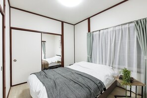 3 chambres, bureau, fer et planche à repasser, Wi-Fi gratuit