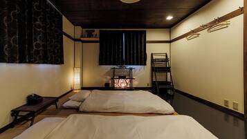 3 bedrooms, desk, free WiFi, bed sheets