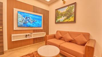 Suíte superior, sacada | Escrivaninha, espaço de trabalho para notebook, Wi-Fi de cortesia