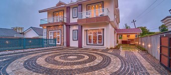 Villa Terra Verde by VOYE HOMES