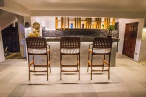 Bar (in der Unterkunft)