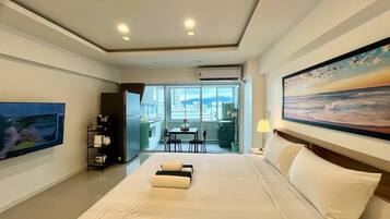 Een strijkplank/strijkijzer, internet, beddengoed, rolstoeltoegankelijk