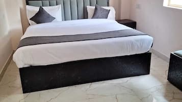 Schreibtisch, kostenloses WLAN