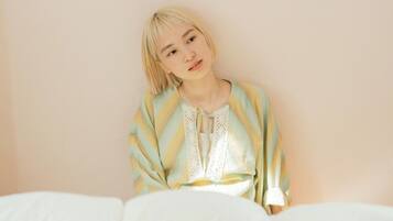 Skrivebord, wi-fi (inkludert) og sengetøy