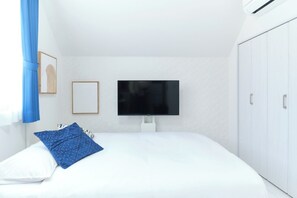 1 bedroom, free WiFi, bed sheets