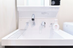 مجففات شعر، مناشف