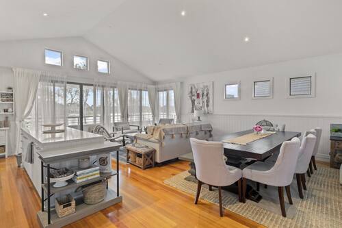 Apartment | Dining