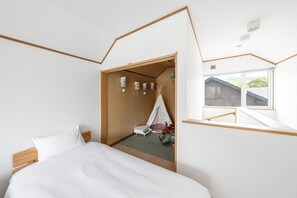 4 chambres, fer et planche à repasser, Wi-Fi gratuit, draps fournis