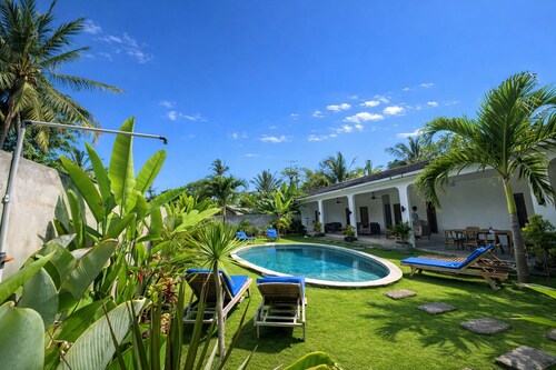 Wanderlust Hostel Kuta Mandalika