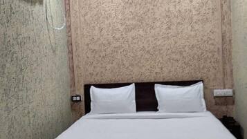 Classic Double Room | Free WiFi