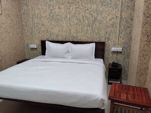 Classic Double Room | Free WiFi