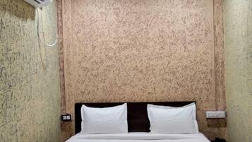 Classic Double Room | Free WiFi