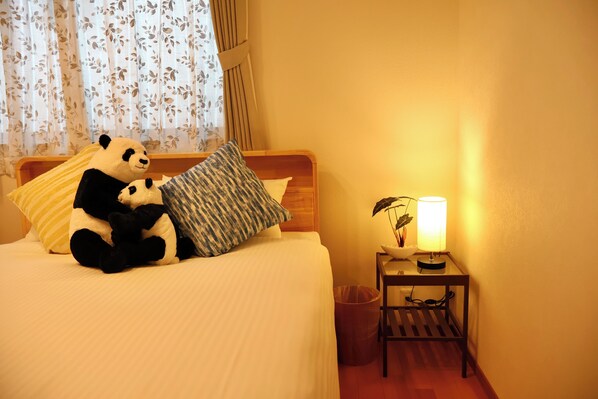 Classic Villa | Blackout curtains, free WiFi