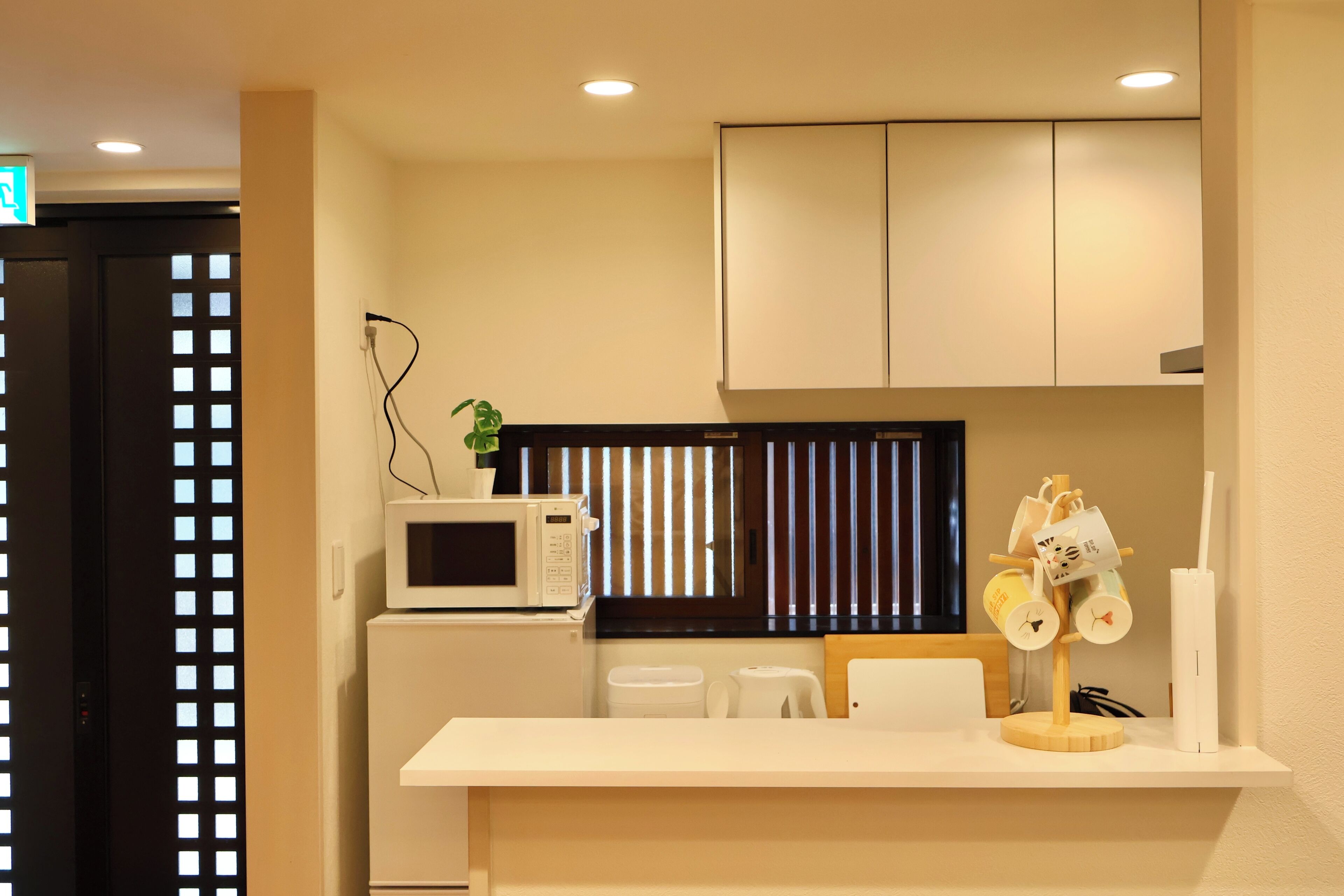 Blackout curtains, free WiFi