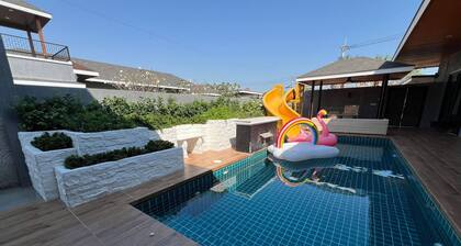 Orange Private Pool Villa, Near Cham Am Beach