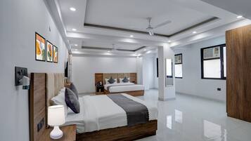 Family Room | Free WiFi