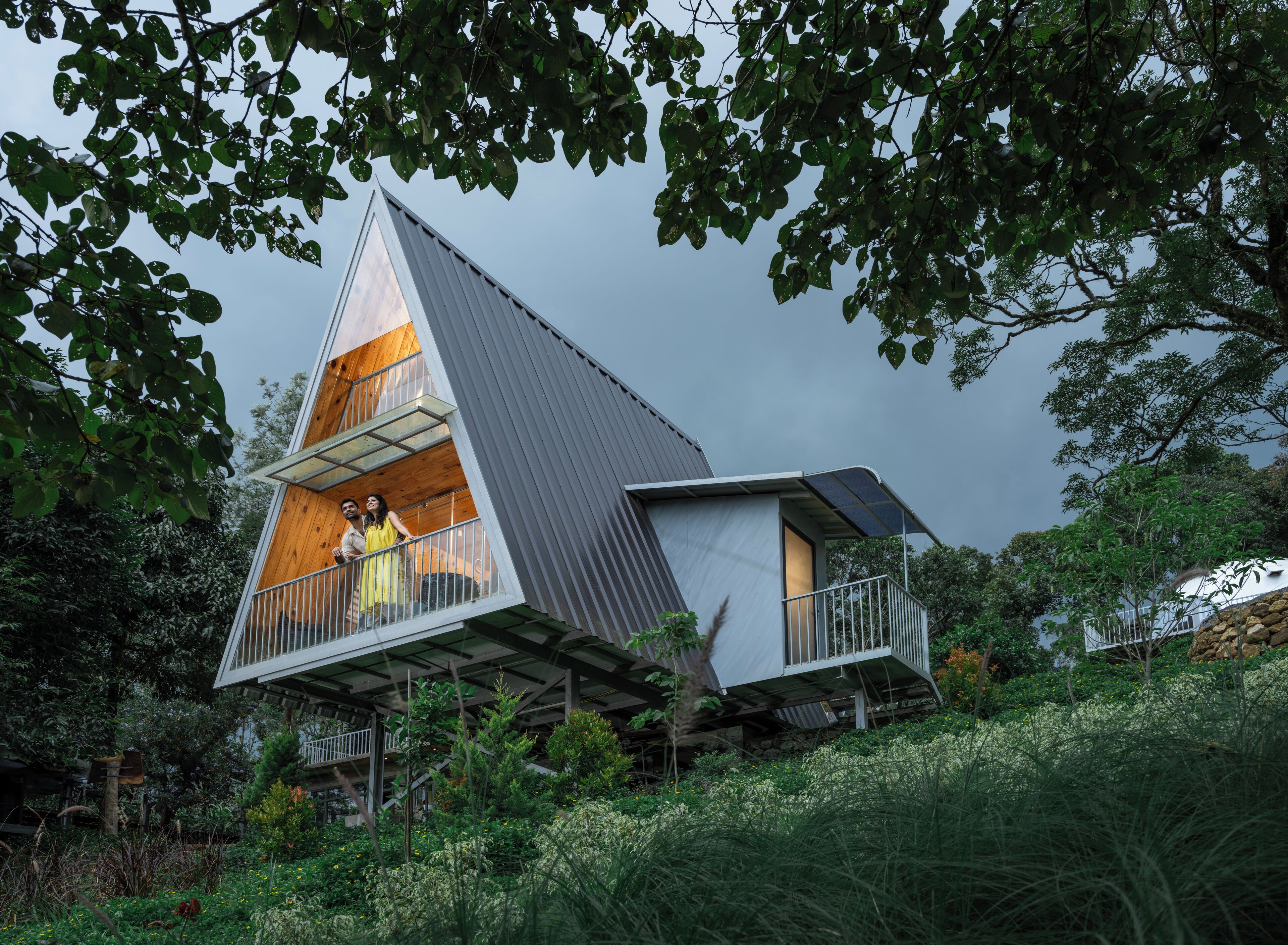 A Frame | Näkymä huoneesta