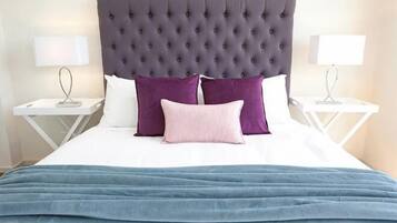 Cots/infant beds