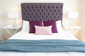 Cribs/infant beds - Kula Crows Nest (Crows Nest)