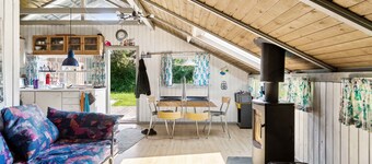 Charming cottage near the water