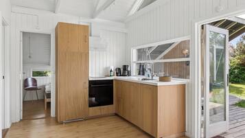 Frigorífic, forn, placa de cuina i rentaplats